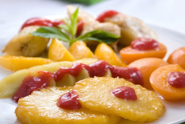 Печеный карамелизованный ананас