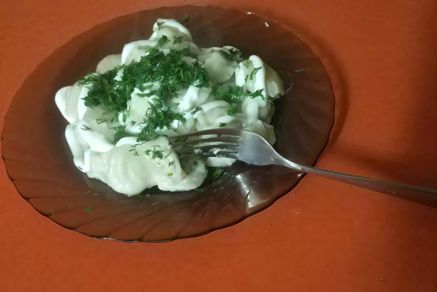 Пельмени на кефире с зеленым луком