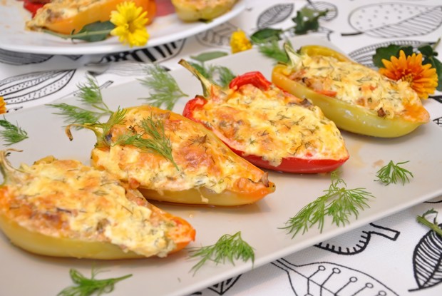 Перец, фаршированный курицей