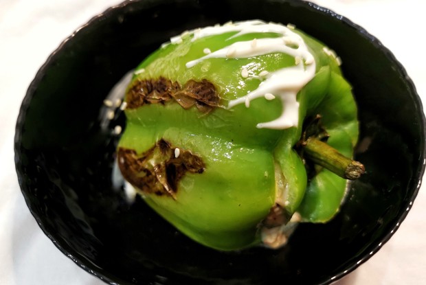 Перец, фаршированный грибами и баклажаном