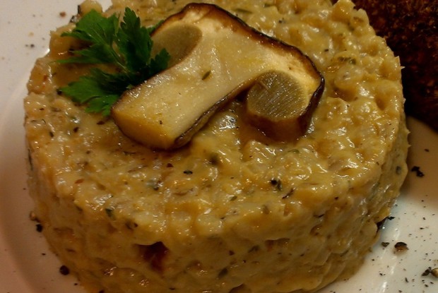 Перловая каша с белыми грибами