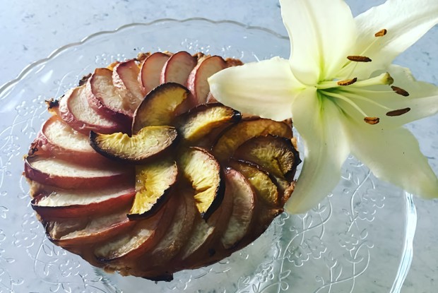 Персиковый пирог из песочного теста