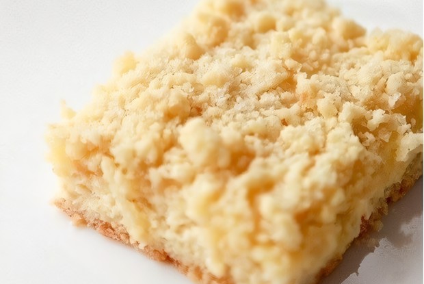 Песочный пирог с творожной начинкой