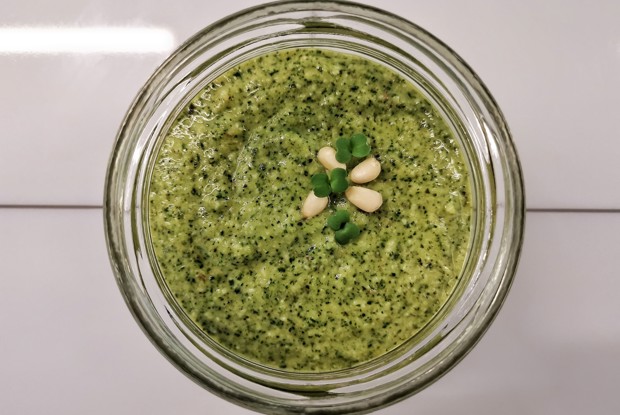 Песто из микрозелени гороха