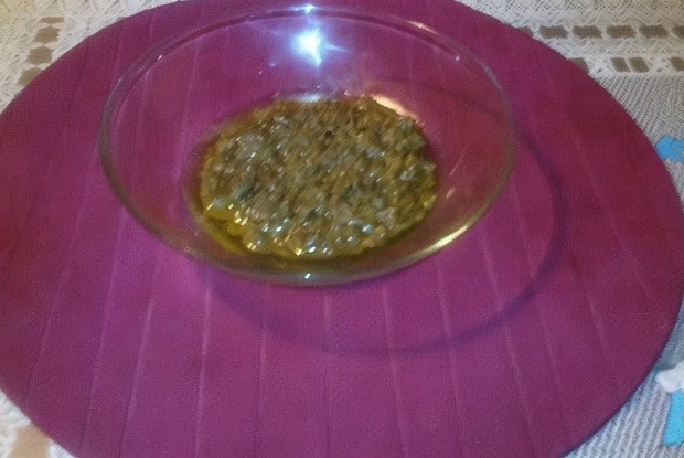 Песто с кешью и сушеным базиликом