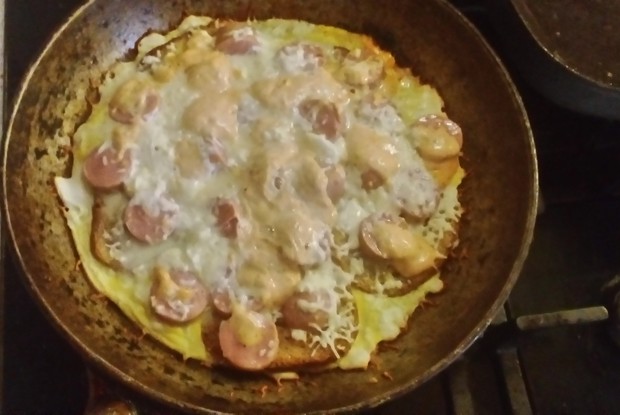 Пицца на сковороде из хлеба