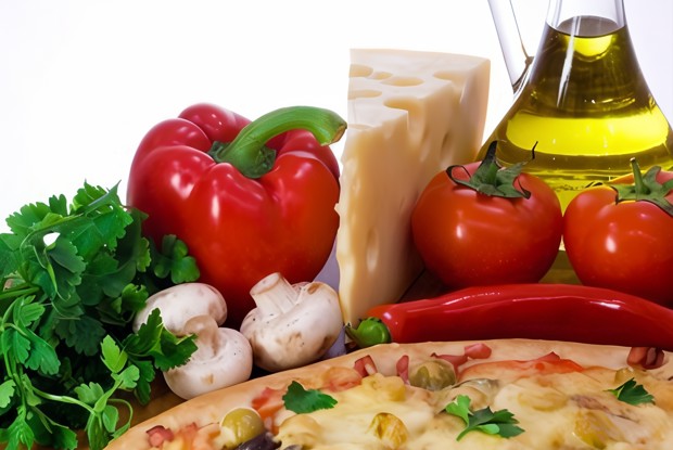 Пицца с черемшой и маринованными грибами