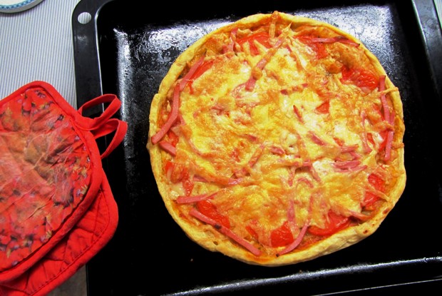 Пицца с плавленым сыром