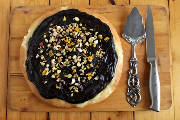 Пицца с шоколадом