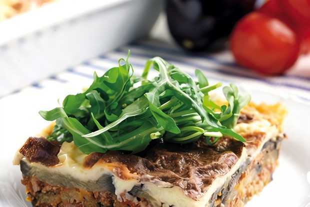 Пирог из баклажанов и мяса