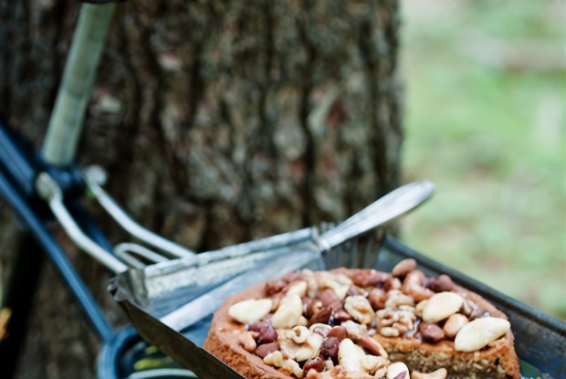 Пирог «Эспрессо» с медом и орехами