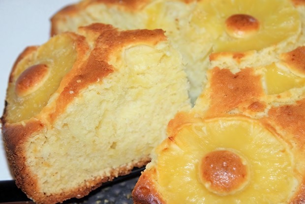 Пирог с ананасами