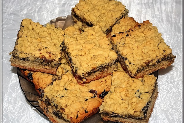 Пирог с домашним повидлом