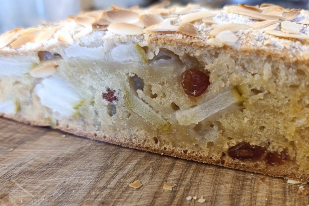 Пирог с грушами в духовке