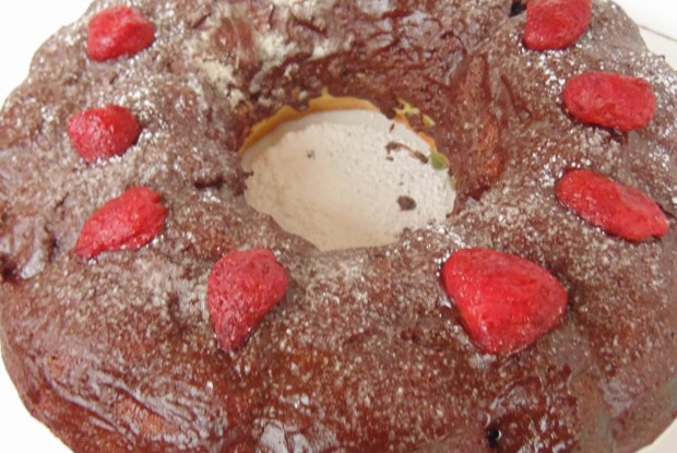 Пирог с клубникой