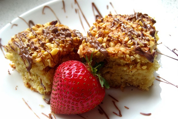 Пирог с лесными орехами