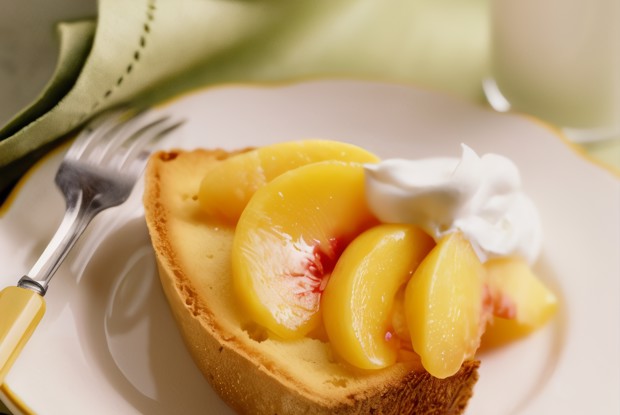 Бисквитный пирог с нектаринами