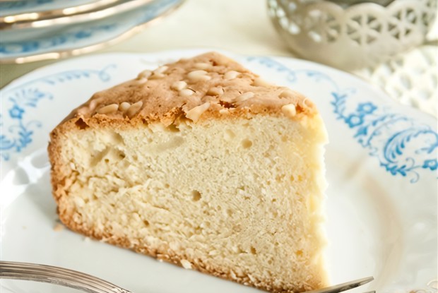 Пирог с оливковым маслом и кедровыми орехами