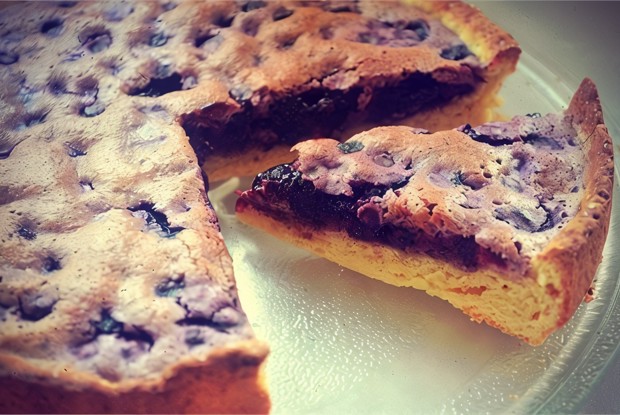 Пирог с замороженной черникой