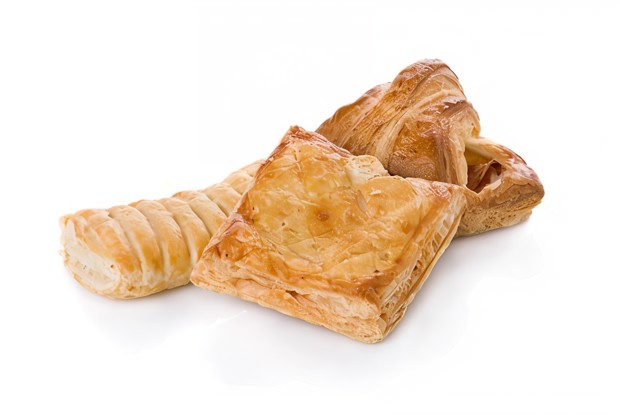 Пирожки из слоеного теста с мясом