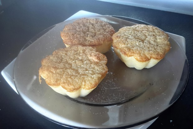 Пирожные с кремом