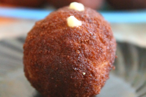 Пирожное «Картошка» из домашнего бисквита