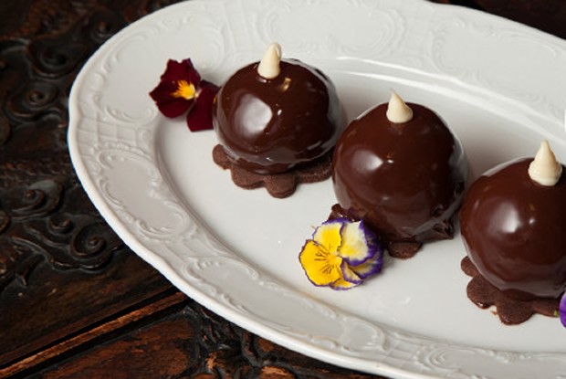 Пирожное «картошка» с миндалем