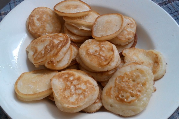 Пышные оладьи на кефире