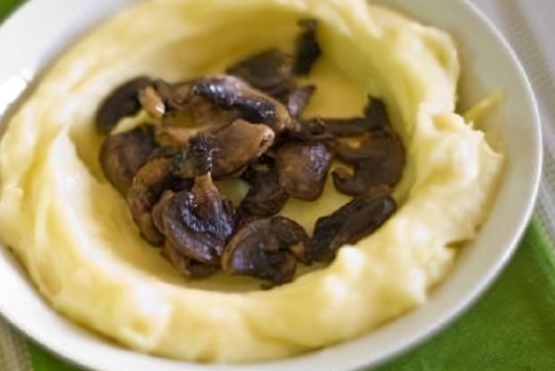 Пюре со сливками и грибами