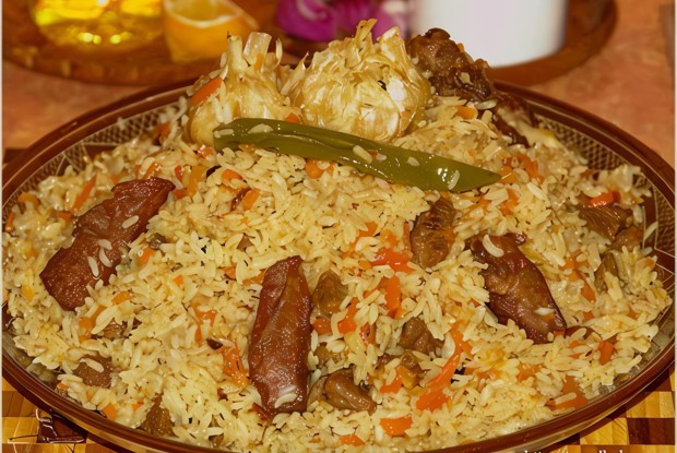 Плов с чесноком