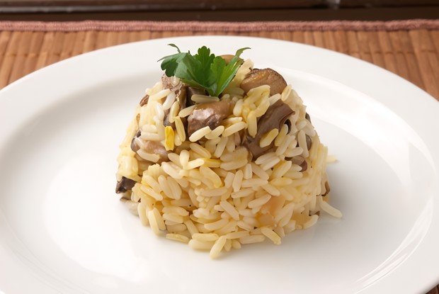 Плов с грибами и кедровыми орешками