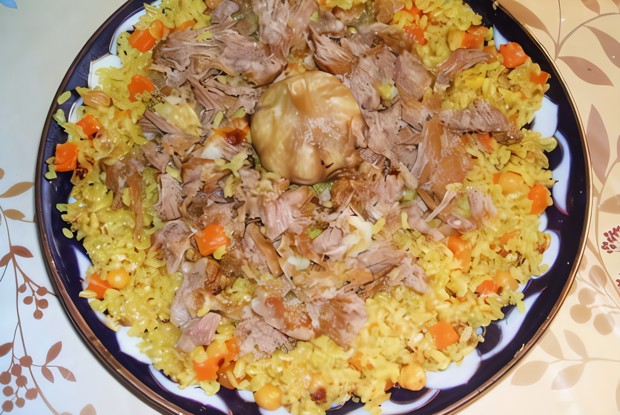 Плов с помидорами черри