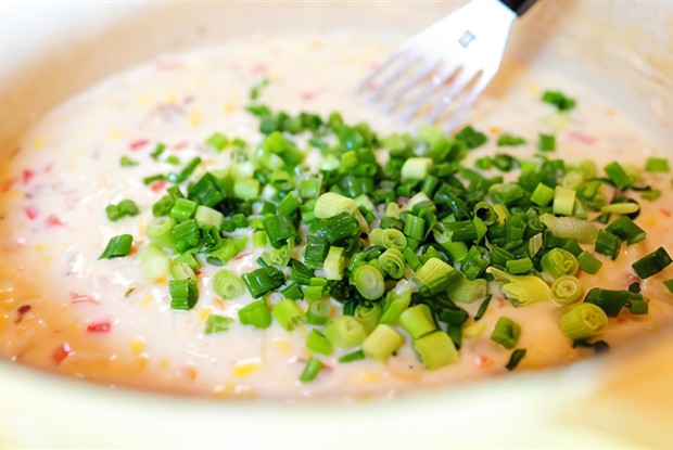 Похлебка с кукурузой и сыром