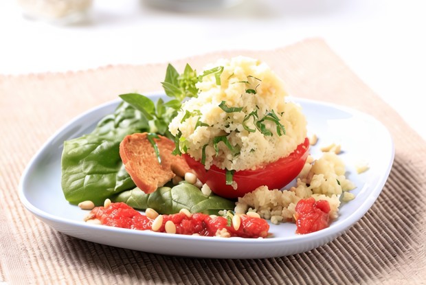 Помидоры фаршированные кускусом