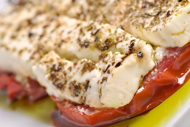 Помидоры с поджаренной фетой