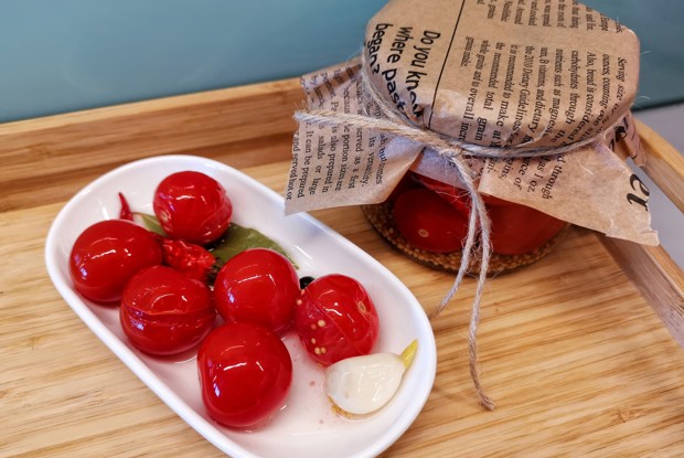 Помидоры в банке