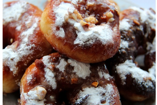 Пончики с шоколадом