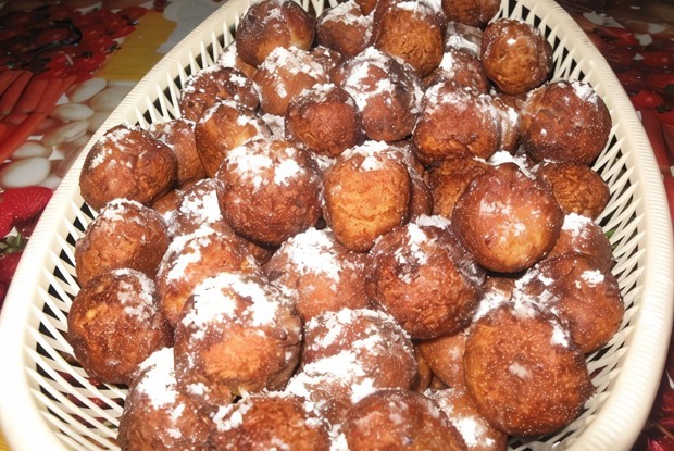 Пончики творожные с ванилью