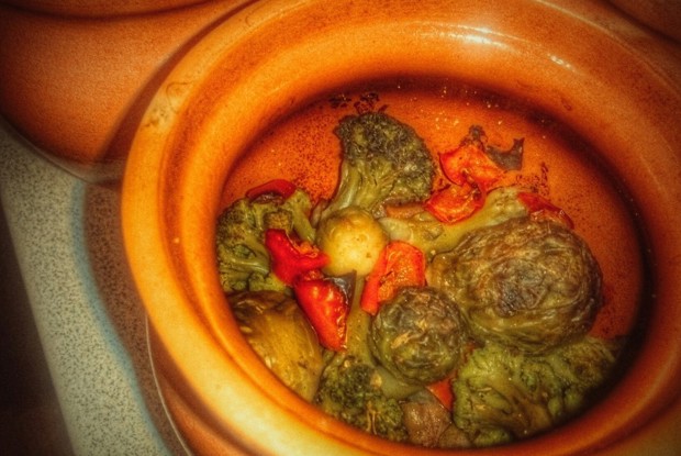 Постная говядина в горшочках с овощами