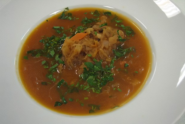 Постные щи из квашеной капусты с белыми грибами