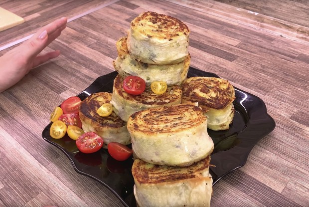 Постный рулет с картошкой и грибами