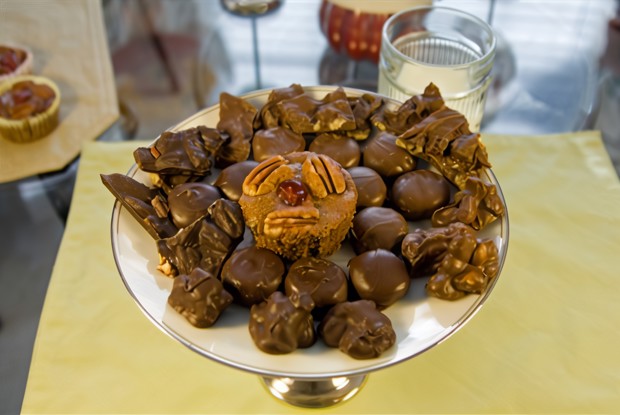 Пралине с орехами пекан