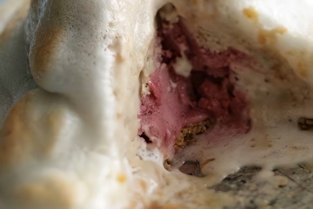 Праздничный торт с мороженым