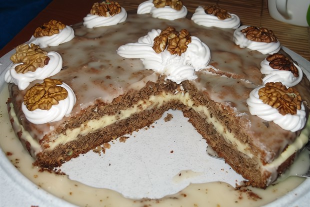 Пражский ореховый торт