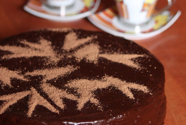 Пражский торт с масляным кремом