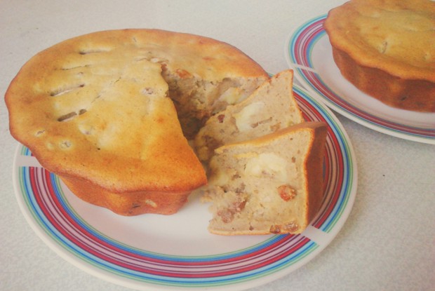 Пряный банановый хлеб с изюмом