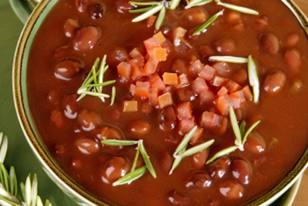 Пряный фасолевый суп