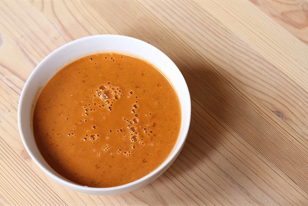 Пряный средиземноморский винегрет с морковным соком