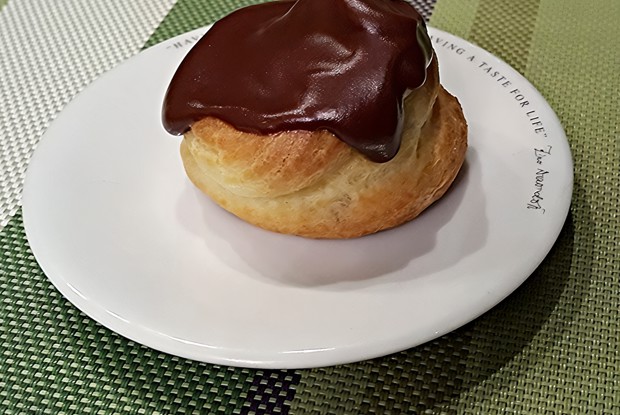 Профитроли с заварным кремом