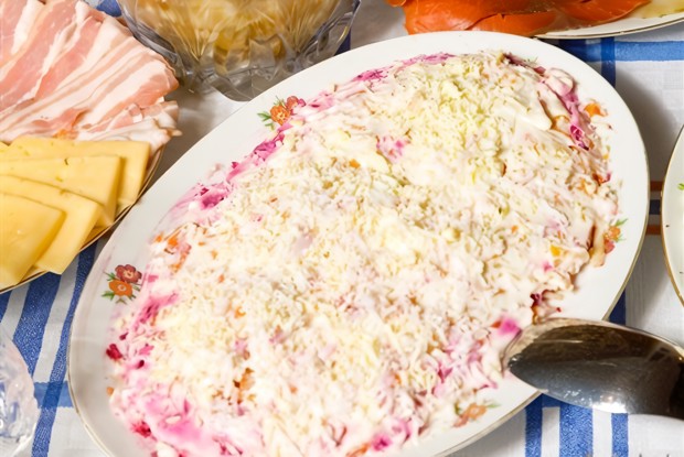 Простая селедка под шубой